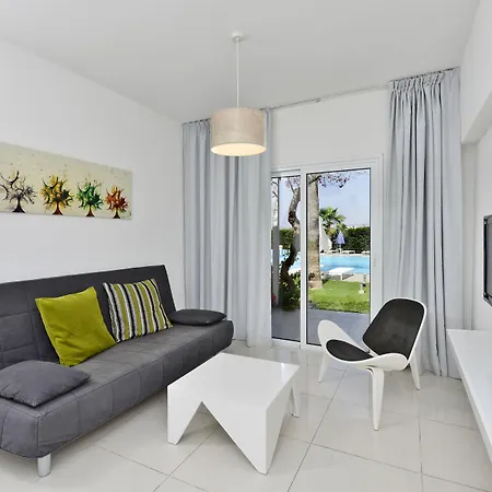 Mon Repos Hotel-3