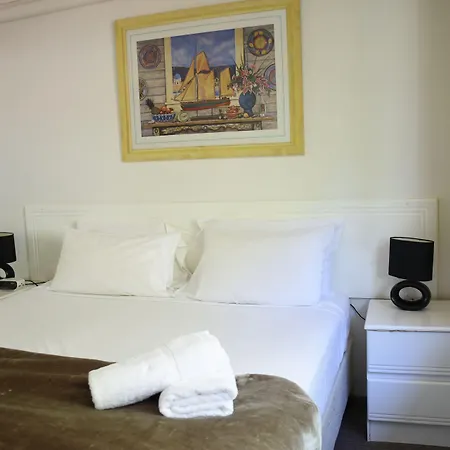 Copacabana Apartments-3