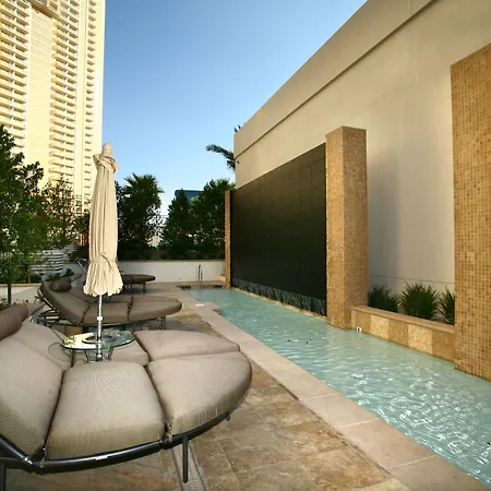 Luxury Suites International At The Signature-2