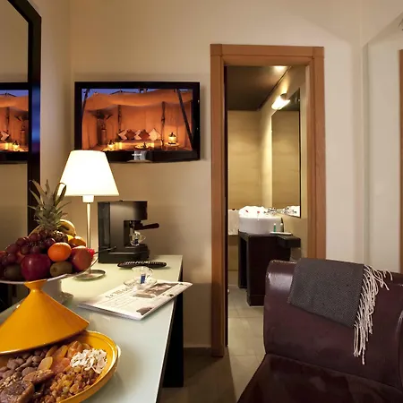 Dellarosa Boutique Hotel And Spa-2