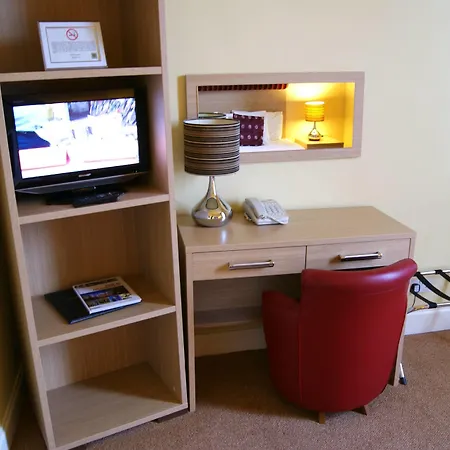 Number 10 Hotel-2
