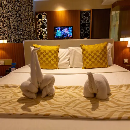 Hotel H2O-2