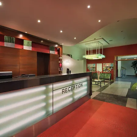 Rezidence Emmy-2
