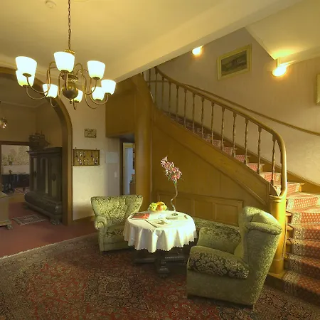 Hotel Am Berg-2