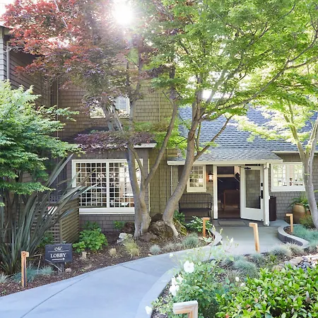 Milliken Creek Inn-3