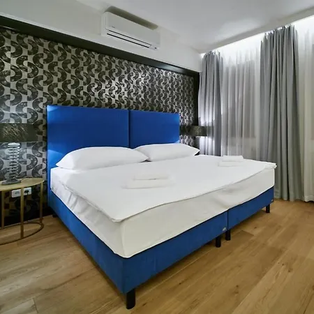 Antik Hotel Prague-3