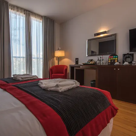 Arts In Hotel Conde Carvalhal-3