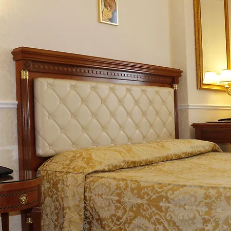 Hotel Villa Pinciana-3