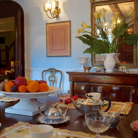 Guest House Arco Dei Tolomei-2