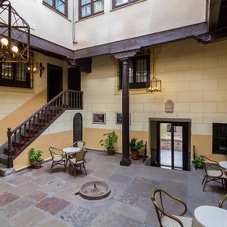 Palacio De Mariana Pineda-2