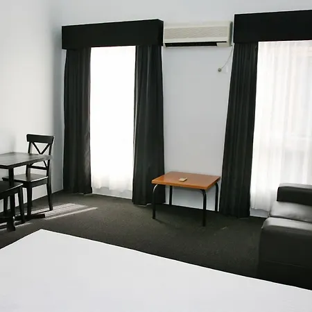 Footscray Motor Inn And Serviced Apartments-3