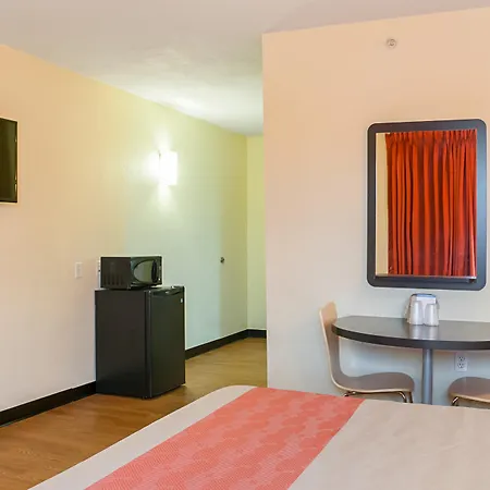 Motel 6-New Orleans, La - Near Downtown-3
