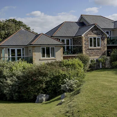 Porth Veor Manor Villas & Apartments-2