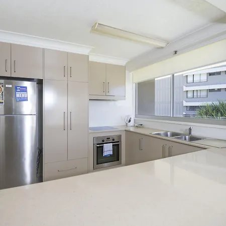 Sunbird Beach Resort Gold Coast-2