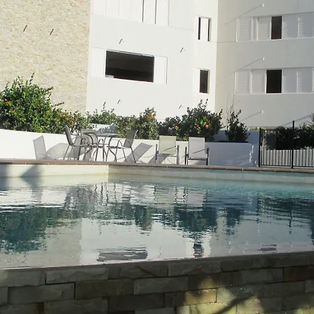 Edge Apartments Cairns-3