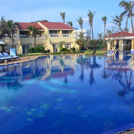 The Hans Coco Palm Beachfront Resort-2