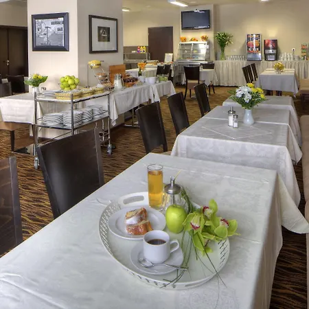 1.Republic Hotel-3
