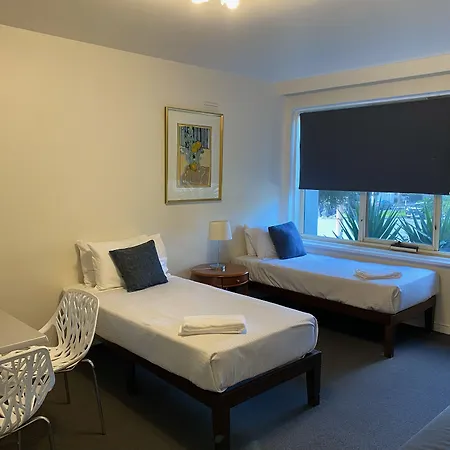 City Edge East Melbourne Apartment Hotel-2