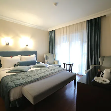 Tria Elegance Istanbul-2