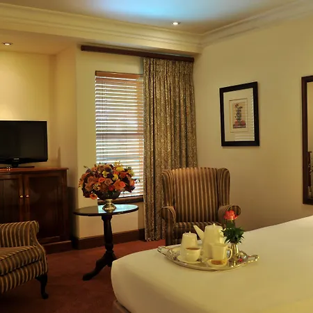 Premier Hotel Falstaff-3