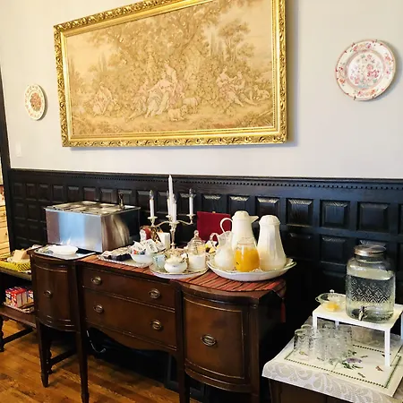 Redwood Bed And Breakfast-2