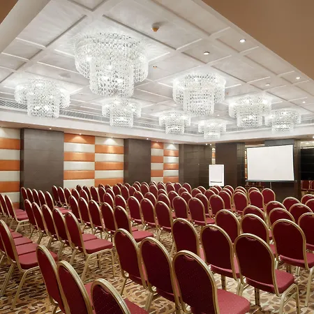 Hotel Ds Clarks Inn Gurgaon-2