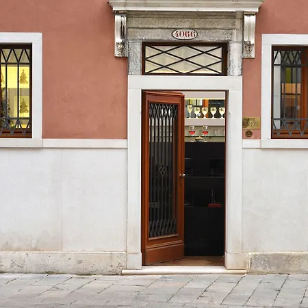 Palazzo San Luca-3