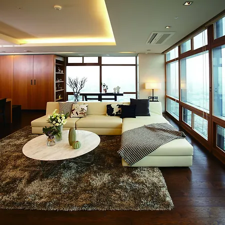 The Classic 500 Pentaz Executive Residence-3