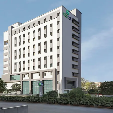 Holiday Inn Express Ahmedabad Prahlad Nagar By Ihg-2