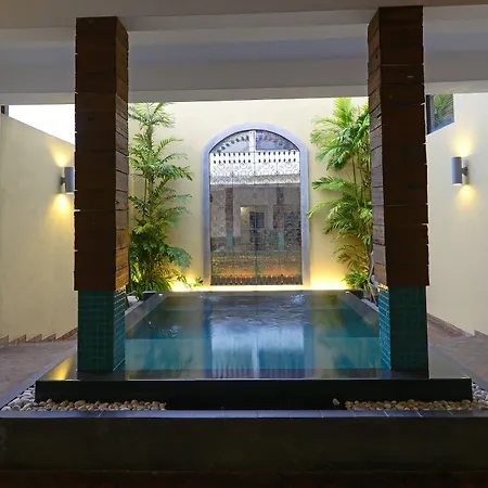 Colombo Court Hotel & Spa-2