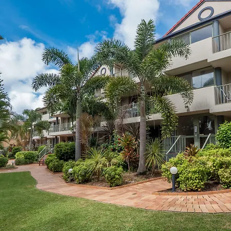 Montana Palms Resort-2