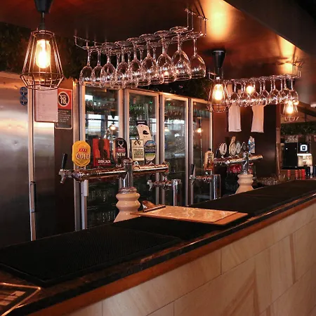 Glasgow Arms Hotel Ultimo-2