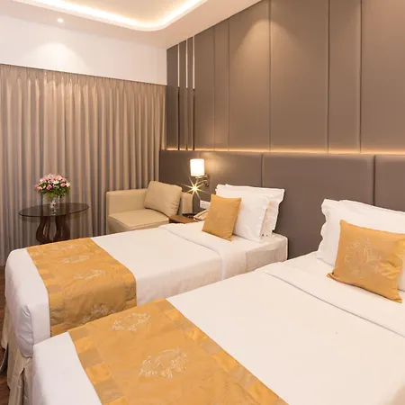 Goldfinch Hotel Mumbai-3