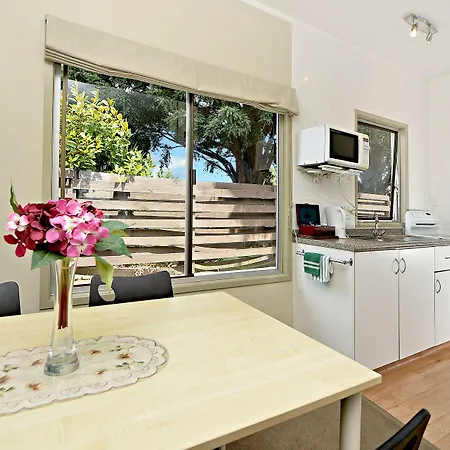 Takapuna Motor Lodge-2