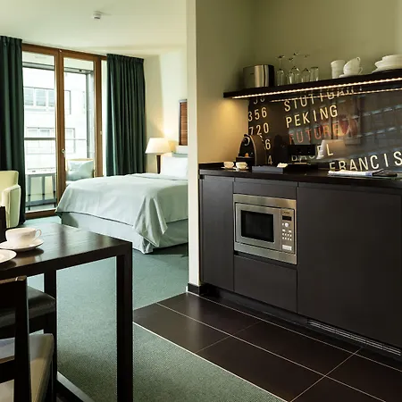 Clipper Boardinghouse - Berlin-Gendarmenmarkt-3