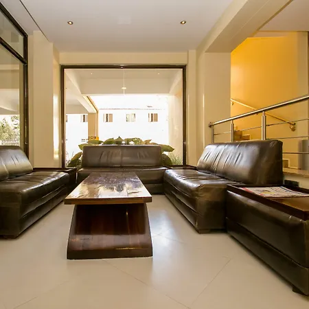 Waridi Paradise Hotel And Suites-3