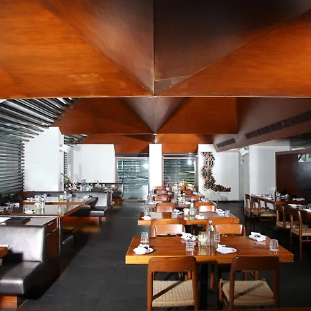 Bloom Hotel - Juhu-2