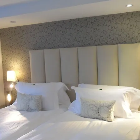 The Pillar Hotel-3