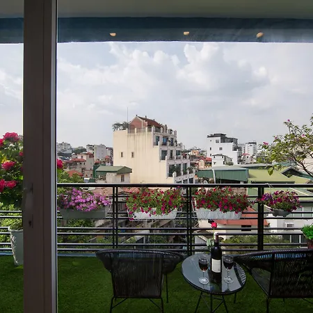 Hanoi Royal Palace Hotel 2-3