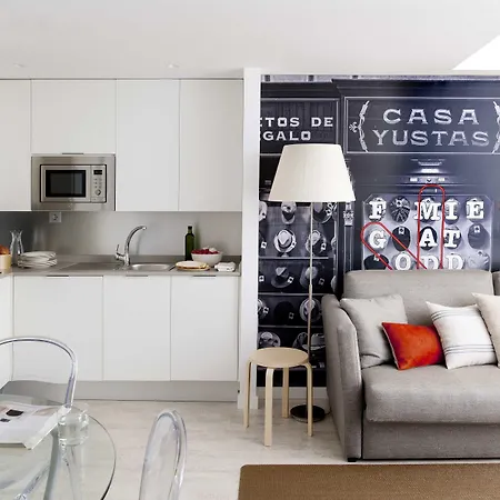 Eric Voekel Boutique Apartments - Atocha Suites-3