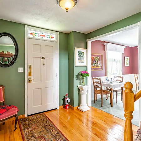 Abacot Hall Bed & Breakfast-3