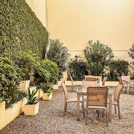 Cyan Recoleta Hotel-3