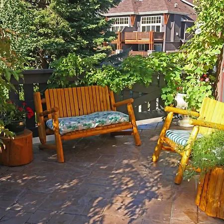 Buffaloberry Bed & Breakfast-2