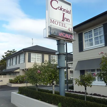 Colonial Inn Motel-3