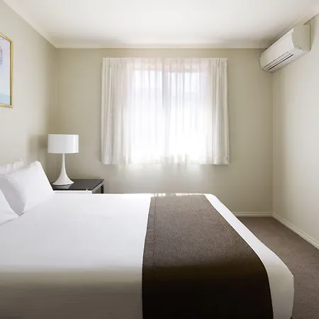 Pinnacle Apartments-2