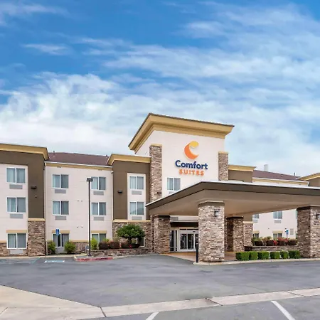 Comfort Suites Redding - Shasta Lake-3