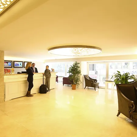 Monaco Hotel-2