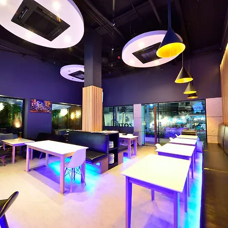 Bizotel Premier Hotel & Residence-2