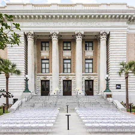 Le Meridien Tampa, The Courthouse-2