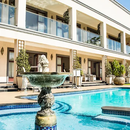 Inn And Out Plus Craighall-2